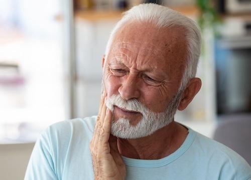 older man with a toothache in ocala fl